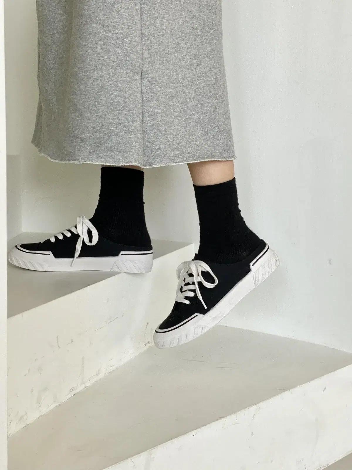 #855 스니커즈 3cm 블로퍼 230 베이지 8