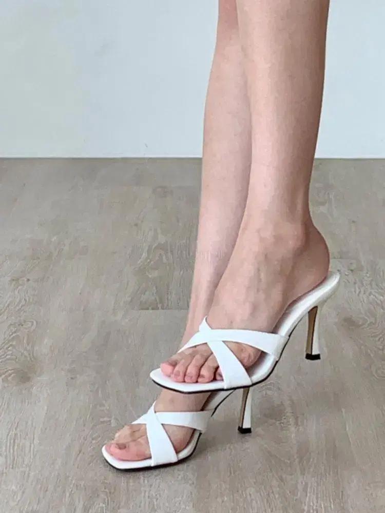 #774 스퀘어토 9cm 스틸레토힐 225 화이트 4