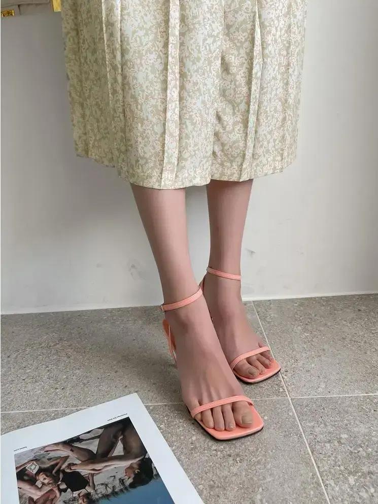 #760 심플 8cm 스틸레토 샌들 240 아이보리_착화상품 9