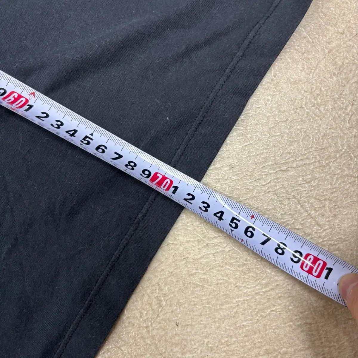 나이키 카이리 빅로고 반팔티 6