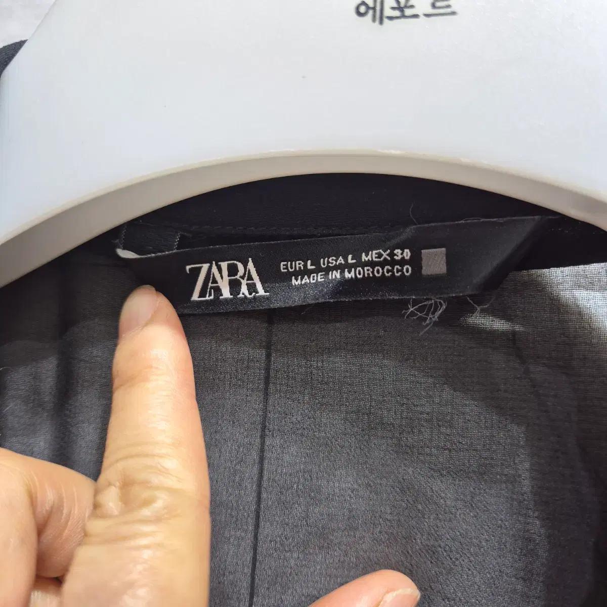 자라 블랙 시폰 프릴 원피스 3
