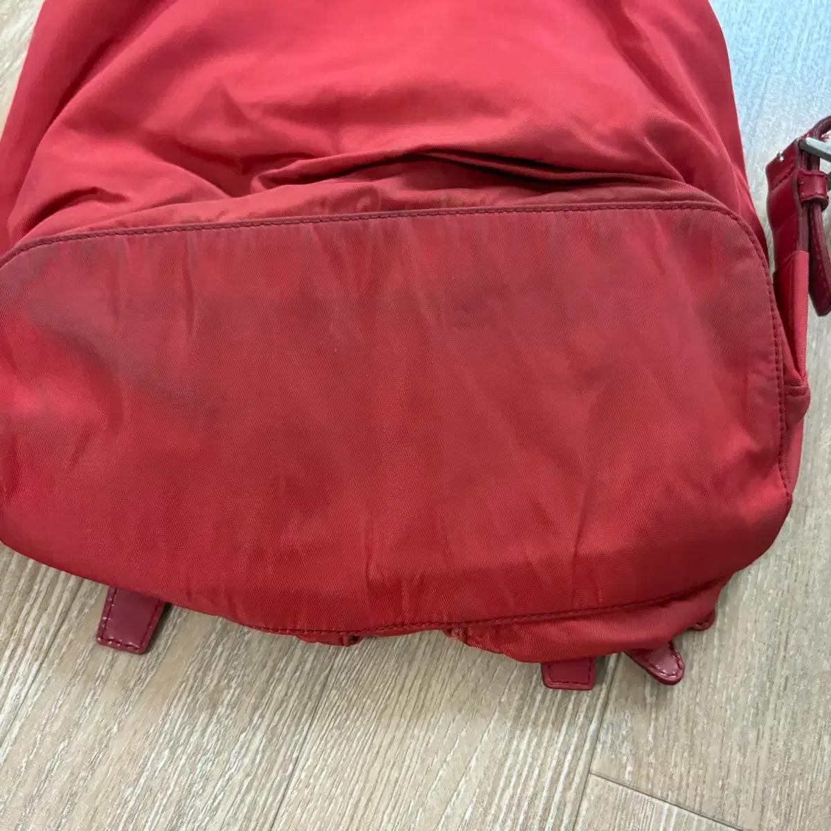 프라다 레드 백팩 5