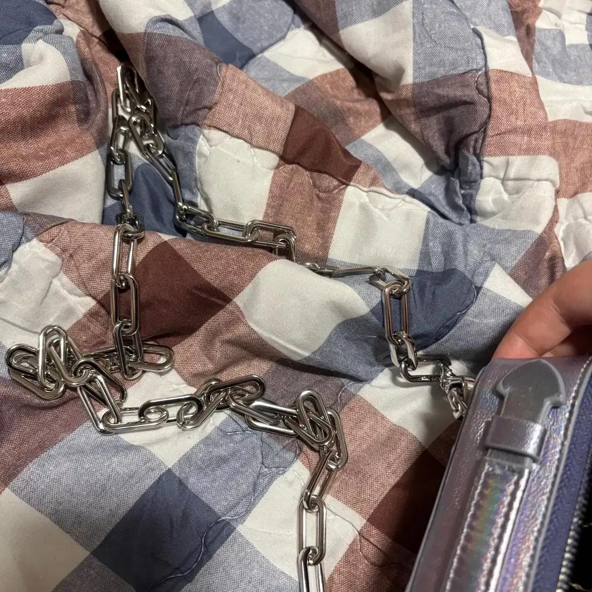 디젤 DIESEL 홀로그램 미니 체인백 8