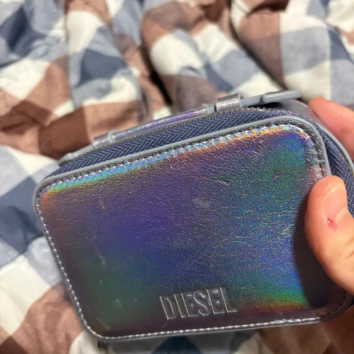 디젤 DIESEL 홀로그램 미니 체인백 11