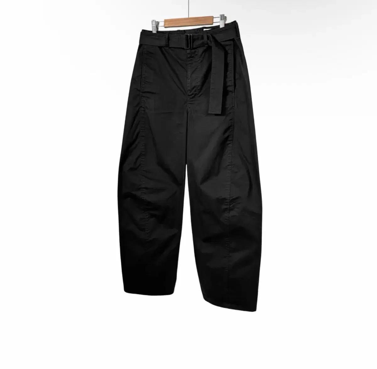 [S] 르메르 남성 트위스트 벨트 코튼 팬츠 블랙 PA302 LD076 3