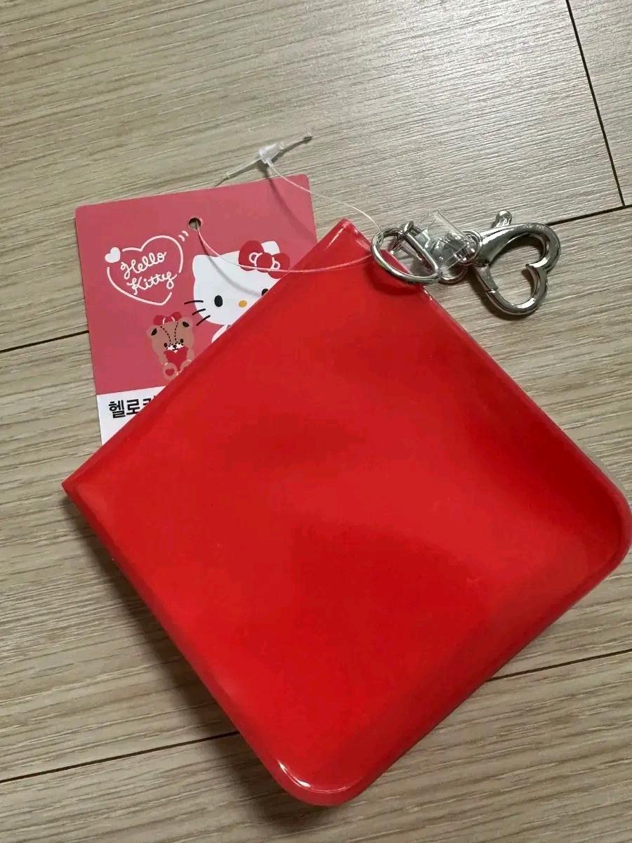 다이소 헬로키티 똑딱이 키링 파우치 3