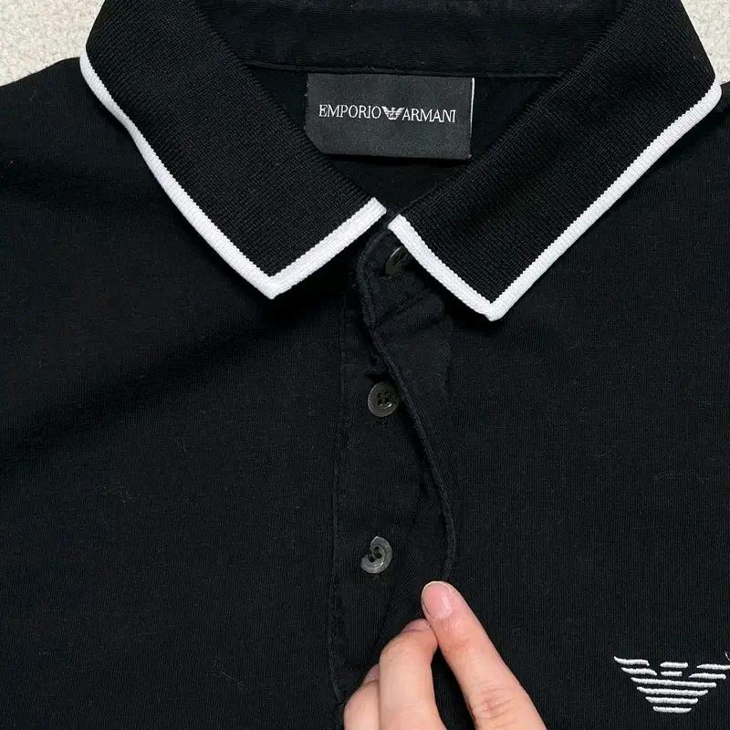 EMPORIO ARMANI 카라티 블랙 M 6