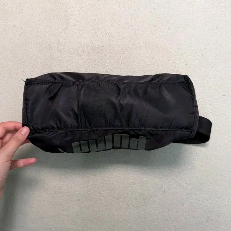 퓨마 나일론 숄더백 블랙 5
