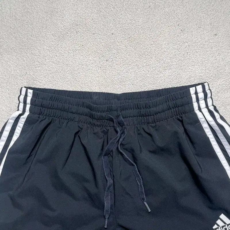 ADIDAS 우븐 쇼츠 블랙 XL 3