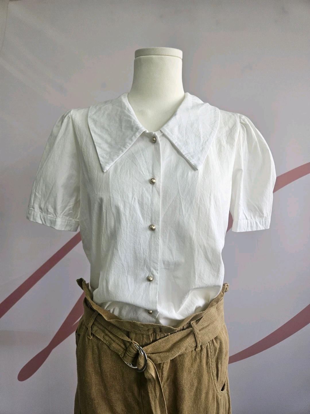 LeShop 화이트 퍼프 블라우스 4