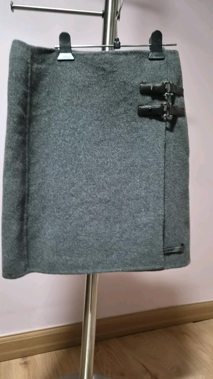 도니라이크 울 혼방 벨트 디테일 미니스커트 5