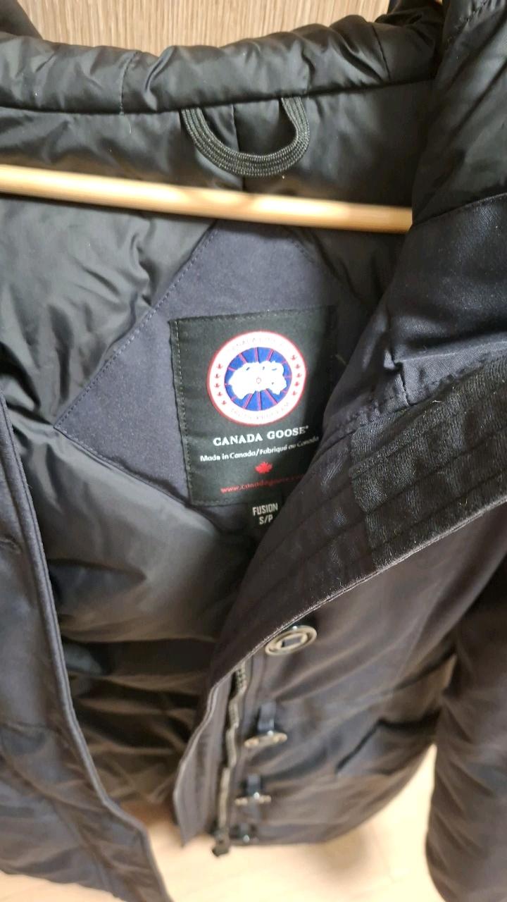 캐나다구스 퓨전 라인 패딩 점퍼 블랙 4