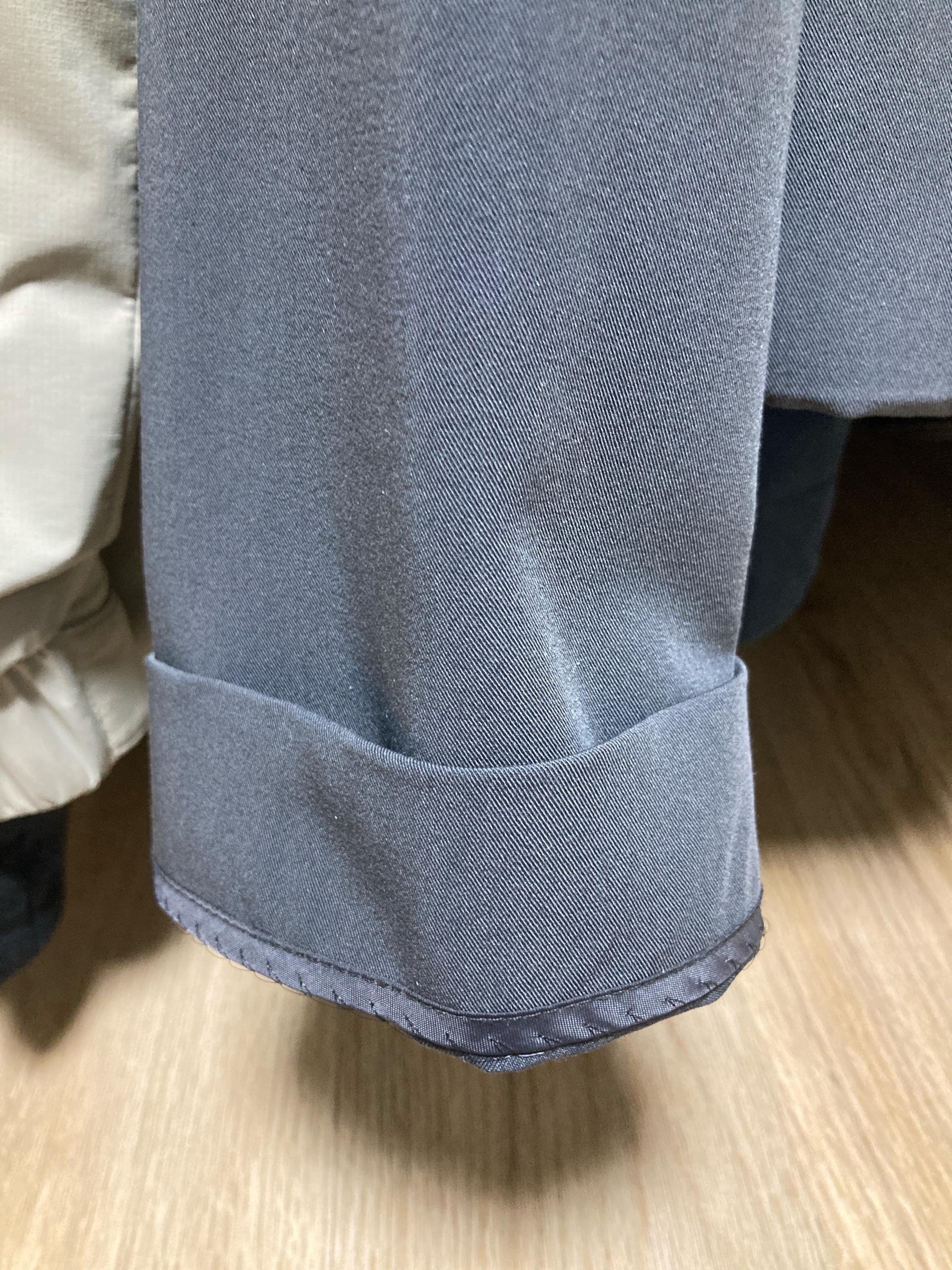 에잇세컨즈 크롭 투버튼 재킷 차콜 5