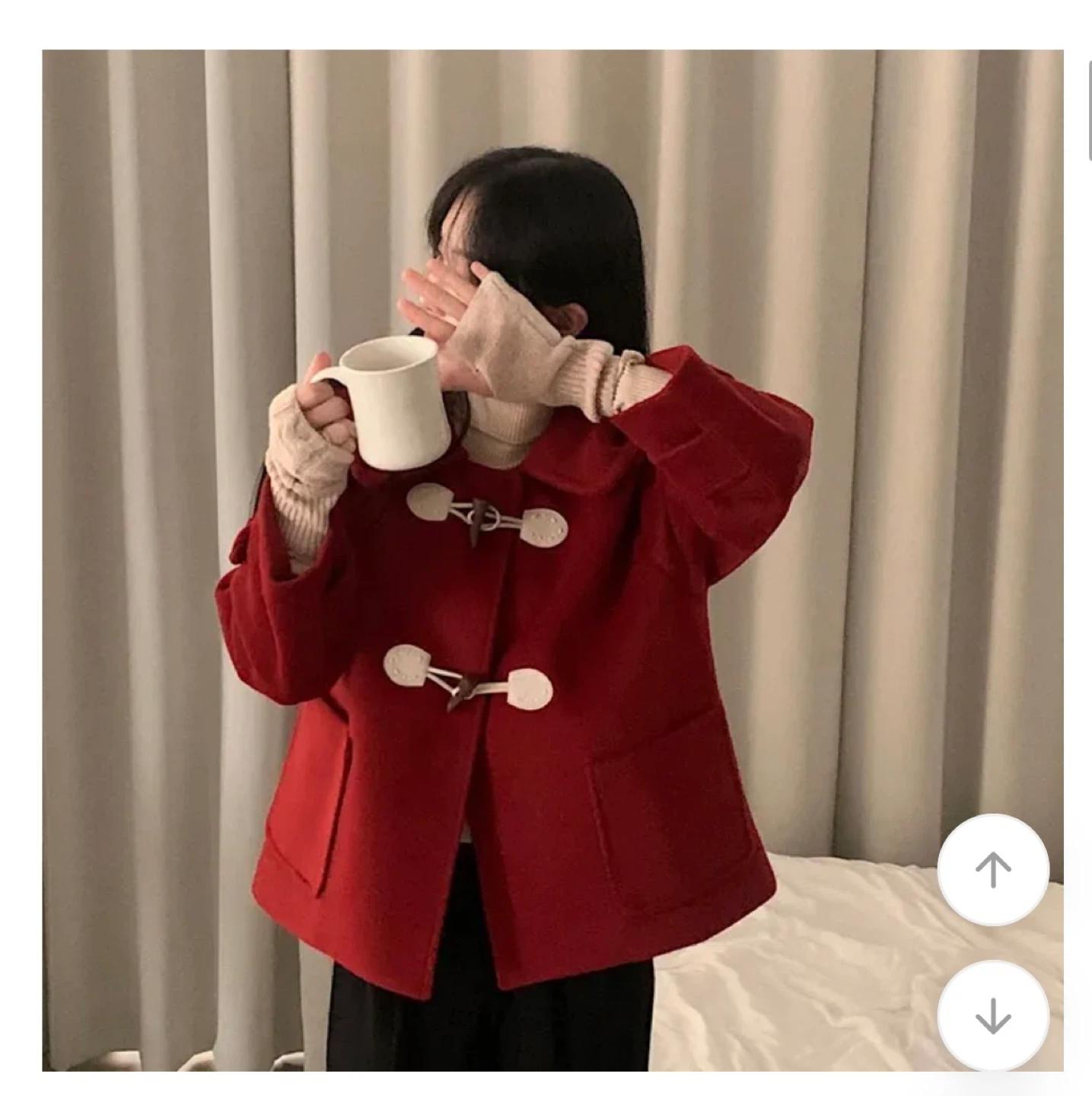 빨간색 숏 떡볶이 코트 2