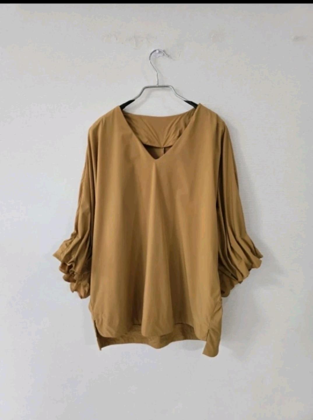 핀턱소매 루즈핏 데일리 블라우스티 2