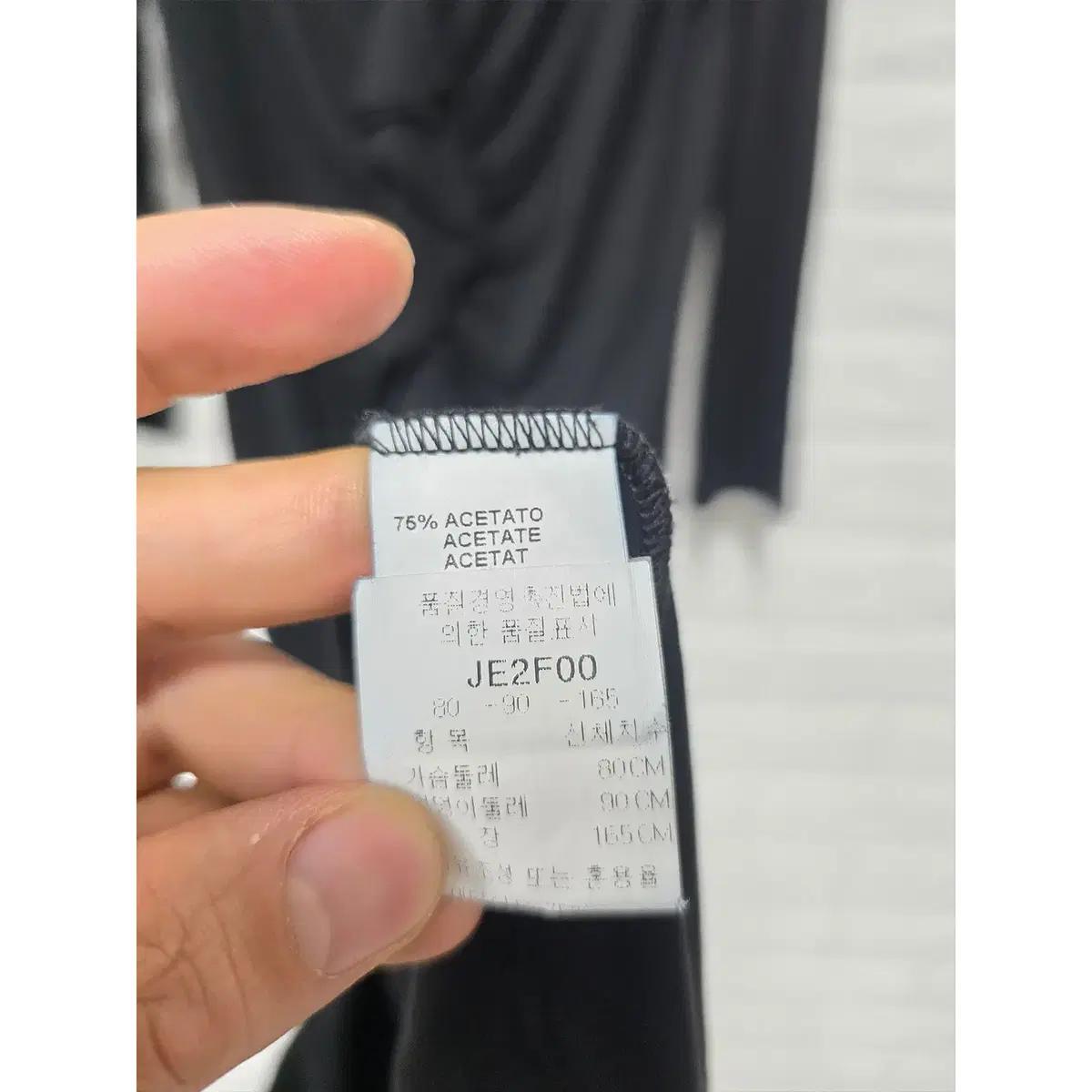 M 발린티노 블랙 원피스 D494 4
