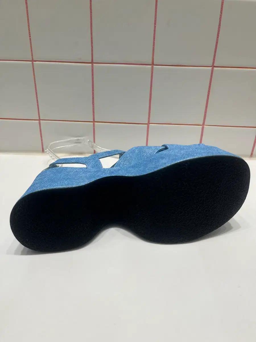 #1140 점보통굽 8cm 텍스타일 스트랩샌들 235 블루-새상품 11