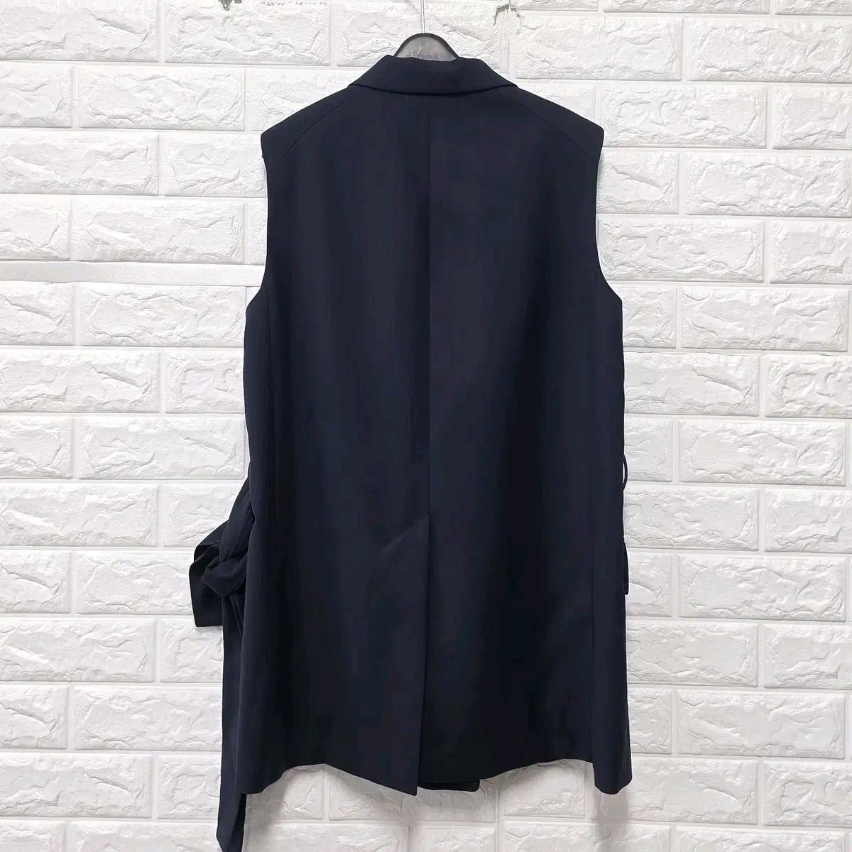 M 코스 COS 블랙 원버튼 베스트 D537 5