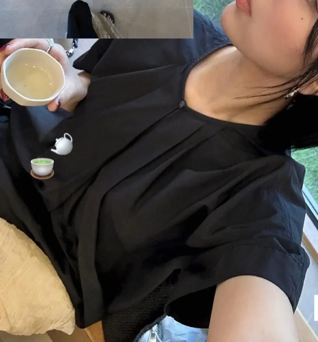 르메르 여성 파라슈트 플리츠 블라우스 블랙 8