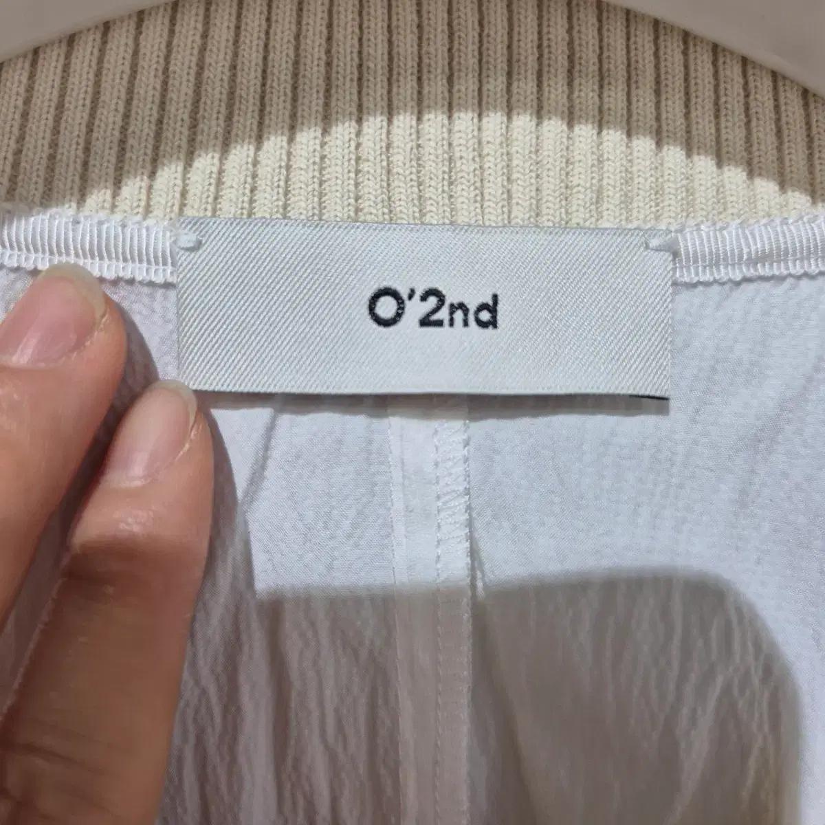 오즈세컨 하트 니트 블라우스 3