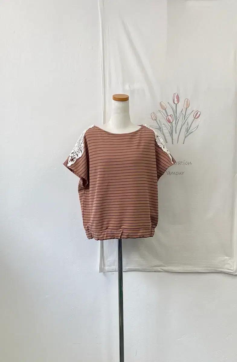 꽃무늬 레이스 배색 단가라 반팔 티셔츠 348 2