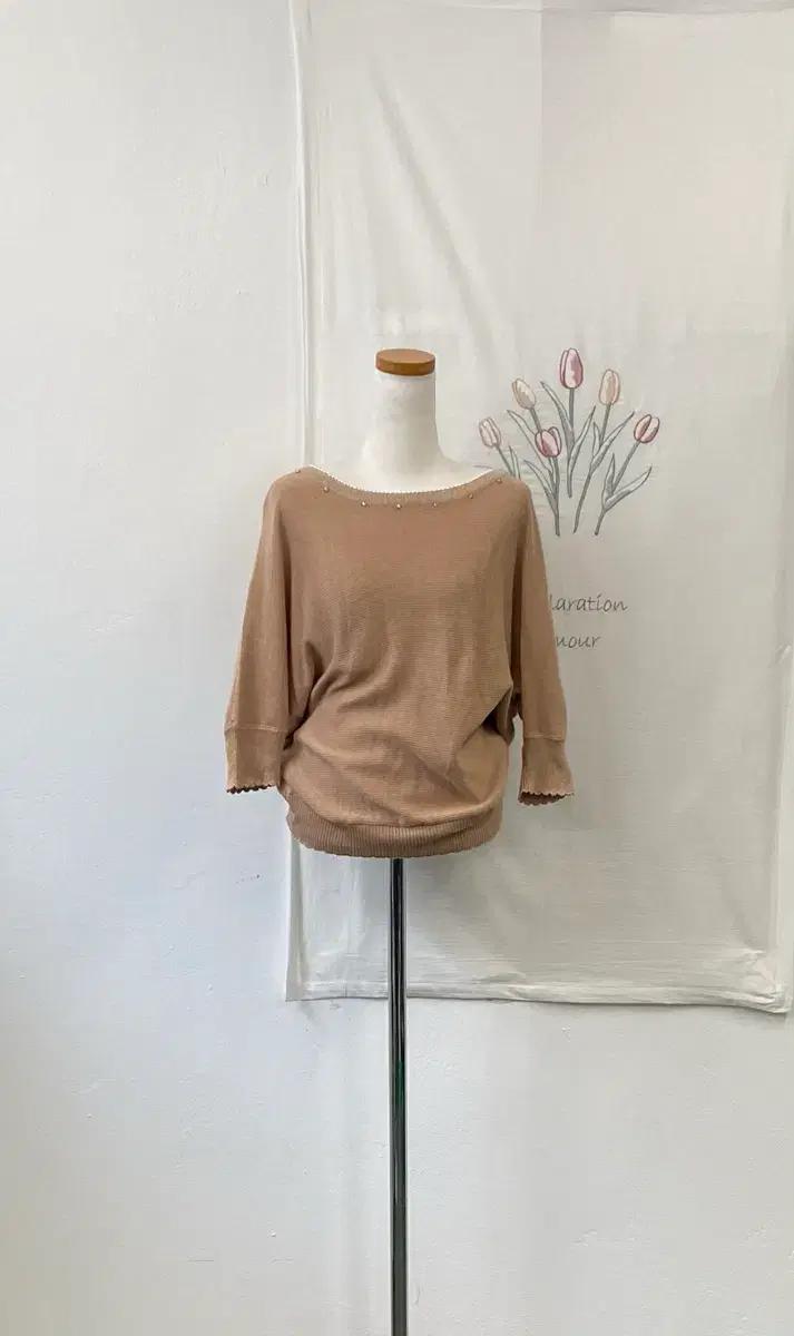 베이지 진주 장식 여성 니트 346 2
