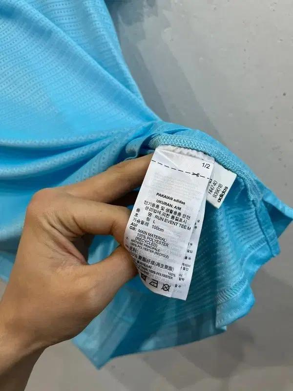 아디다스 러닝 기능성 반팔 미사용품 5