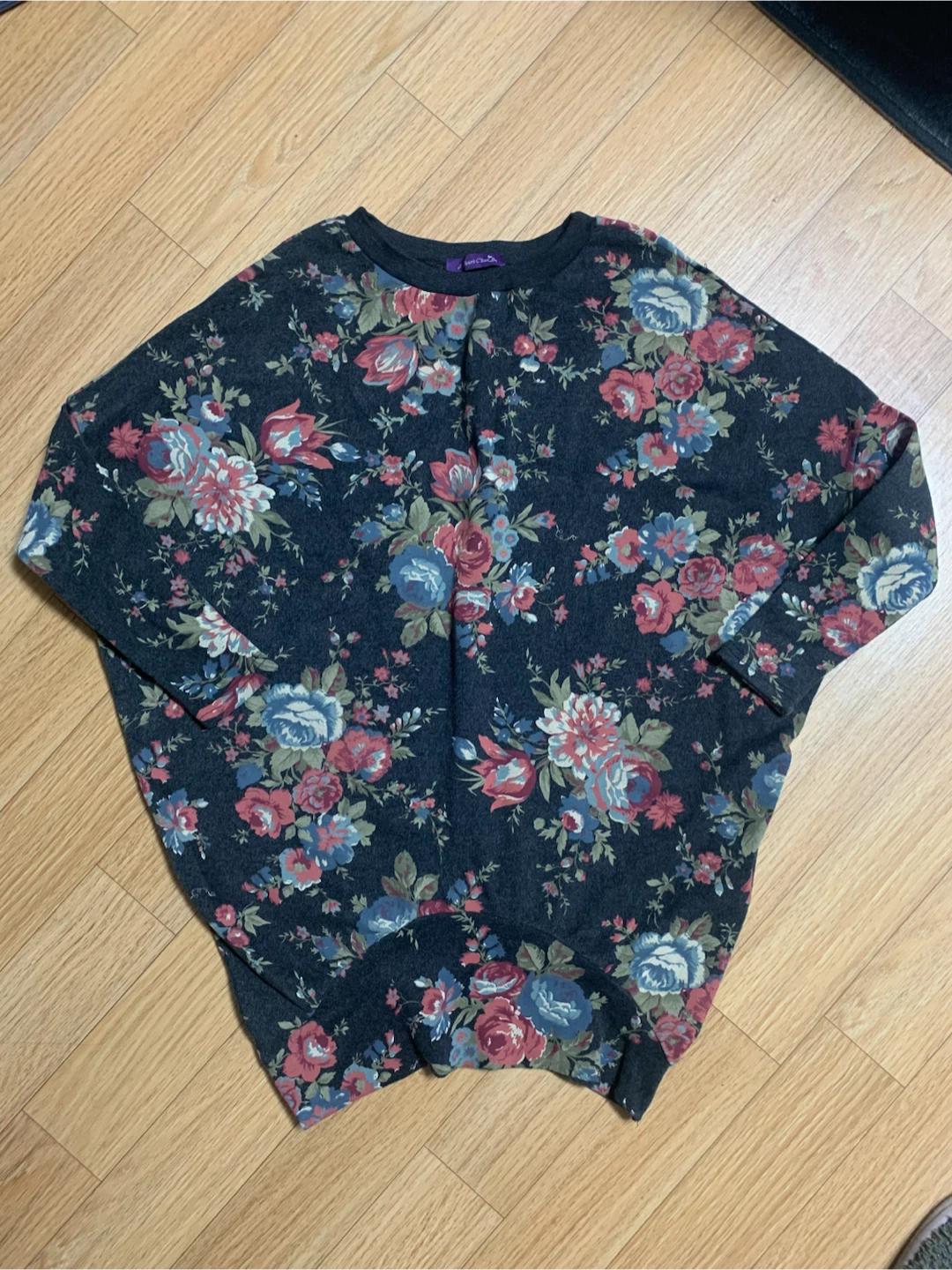 Olivier's Closet 플라워 패턴 루즈핏 티셔츠 2