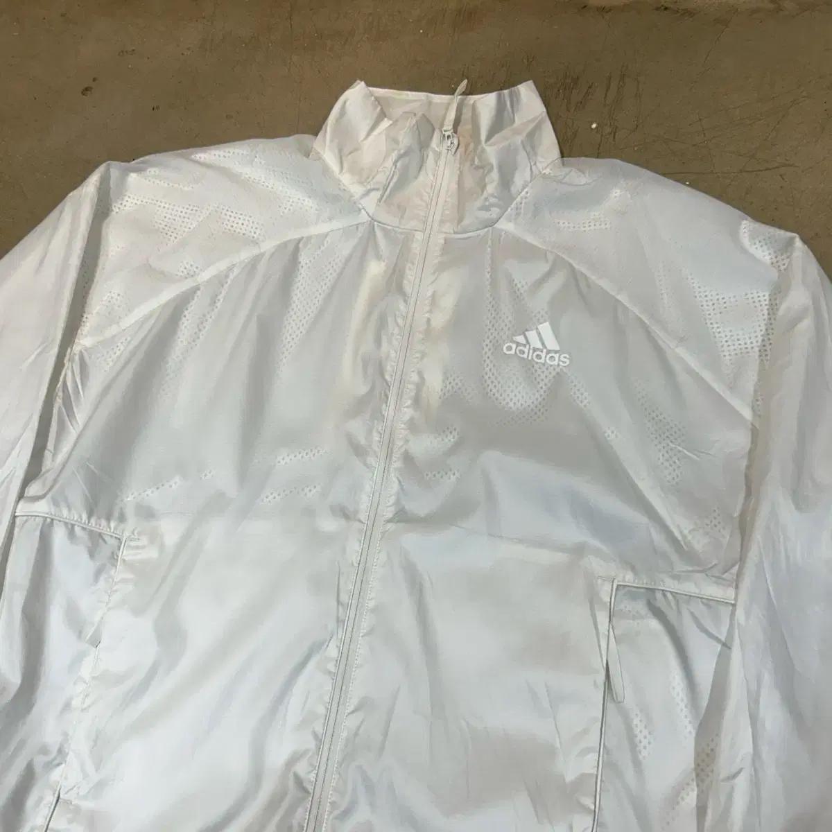 XL 아디다스 화이트 바람막이 2