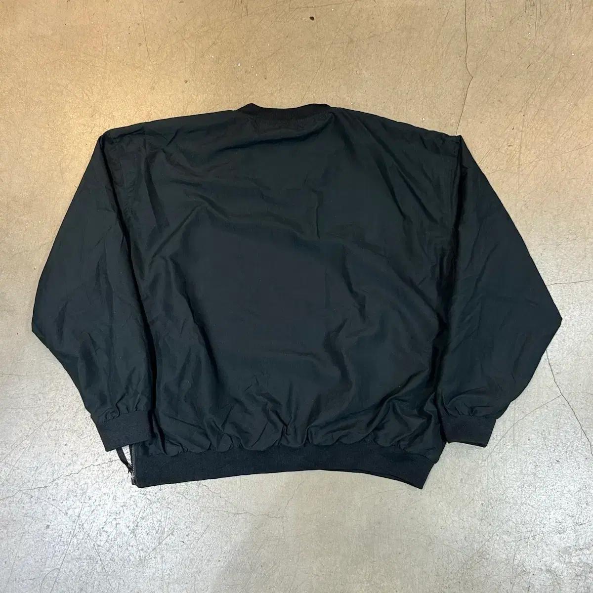 XL 나이키 빅스우시 블랙 브이넥 웜업 4