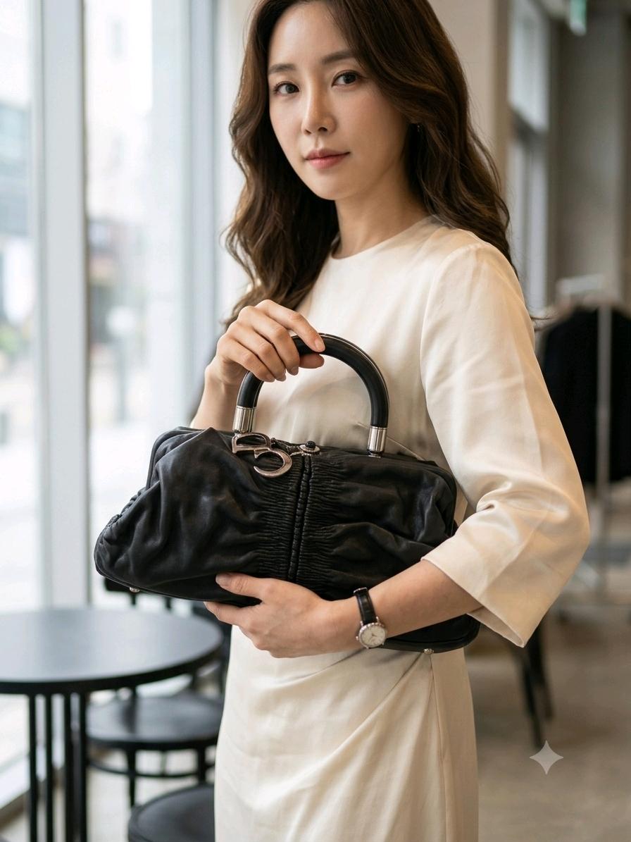 디올 빈티지 블랙 가죽 핸드백 토트백 2