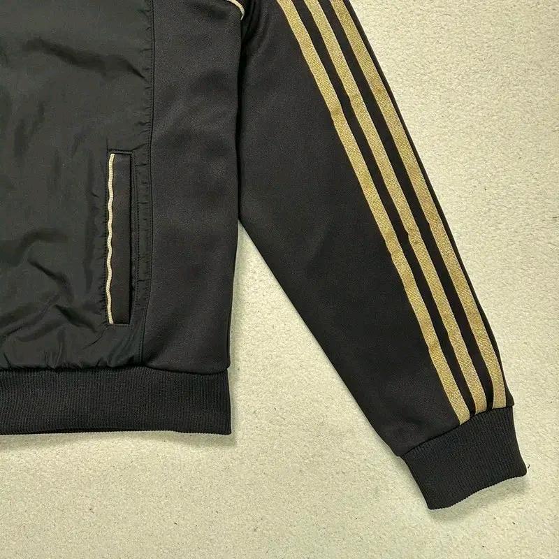 ADIDAS 블랙 골드 트랙탑 져지 95 4