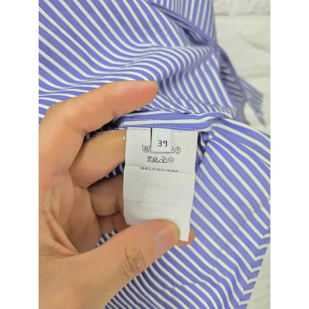 L 발렌시아가 스트라이프 셔츠 a991 4