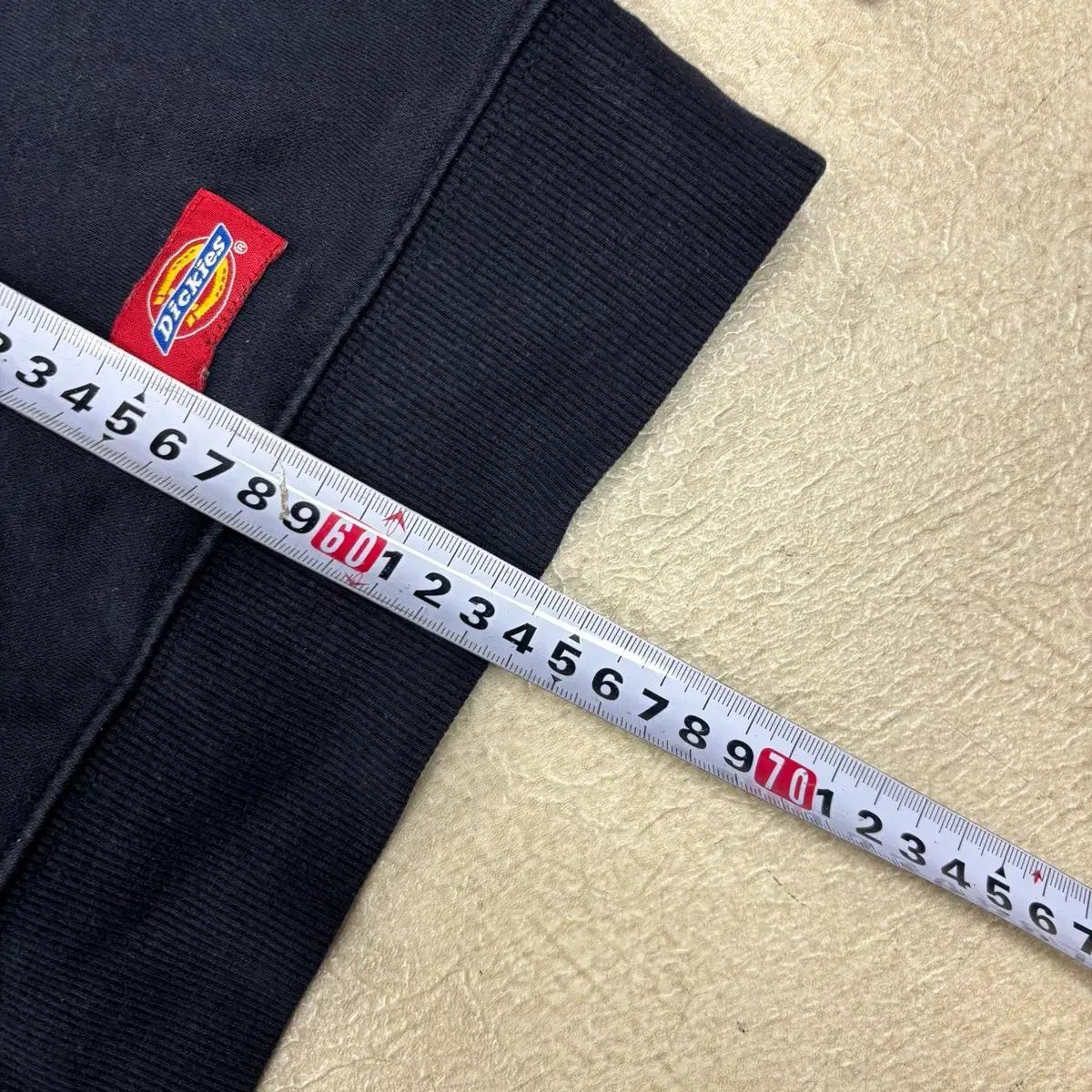 디키즈 엔지니어드 워크 로고 맨투맨 5