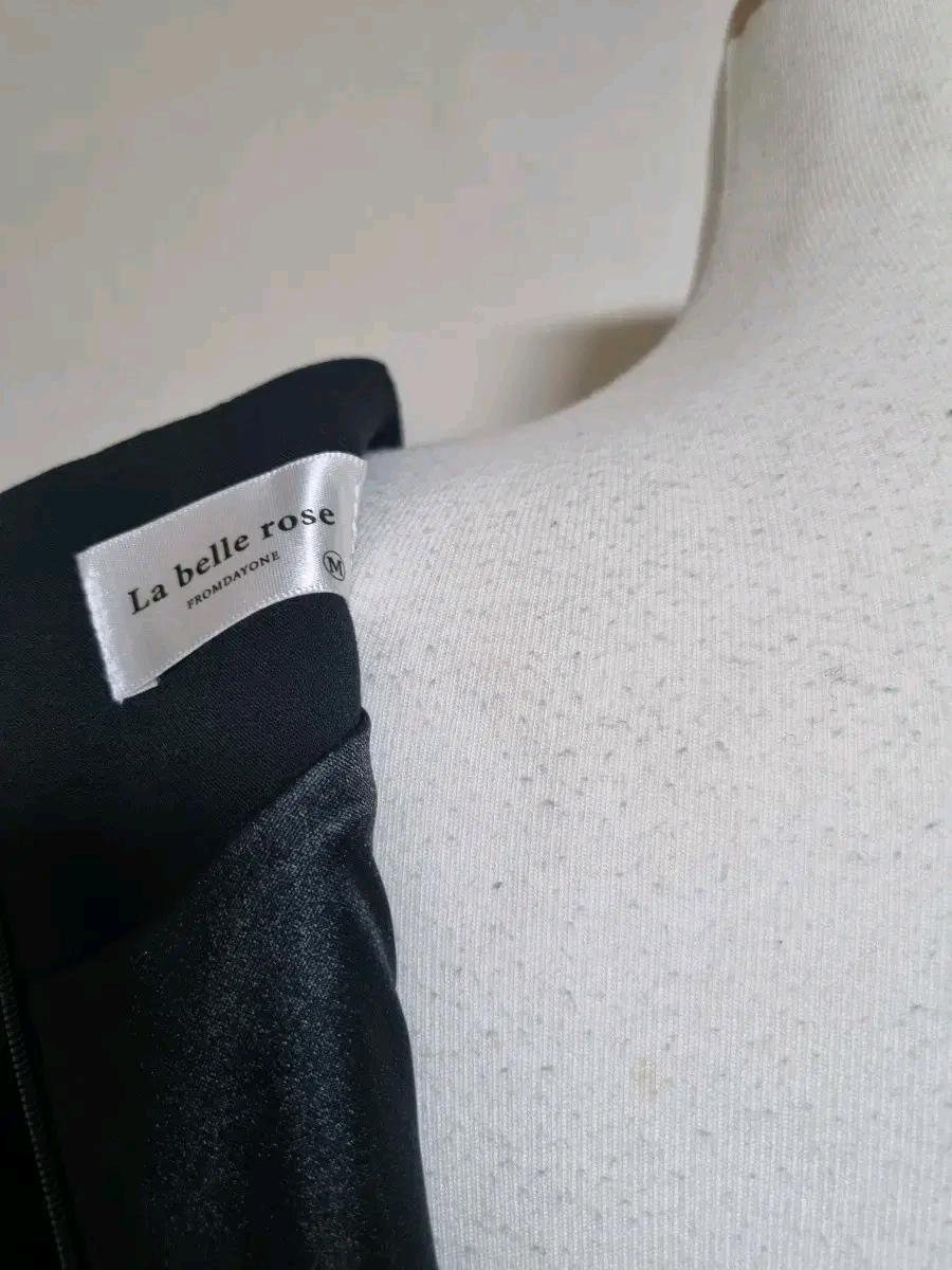 L338 블랙 스퀘어넥 H라인 원피스 7