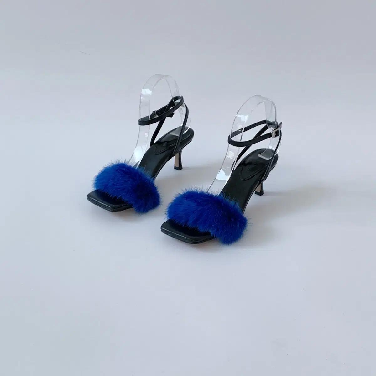 @세일 9385 리얼밍크 6cm 스트랩 샌들 245 블루-새상품 2