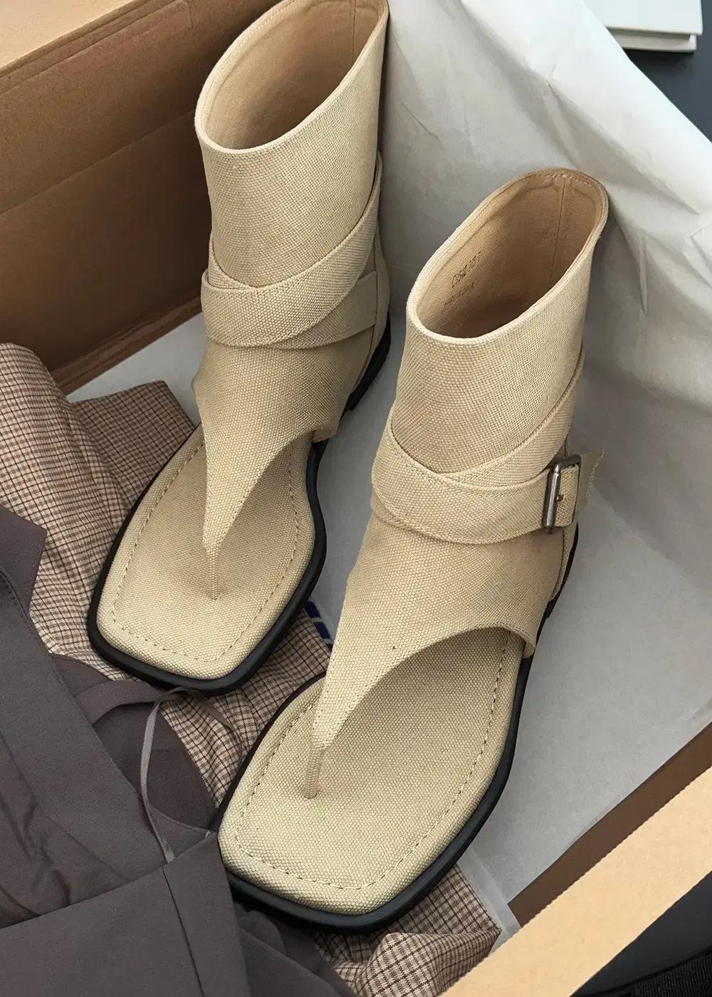 @9540 버클디테일 1cm 린넨 쪼리부츠 225 베이지-새상품 3