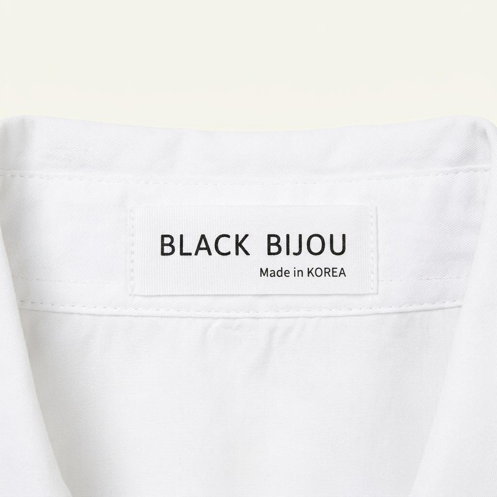 블랙비쥬 C 패치 크롭 화이트 셔츠 1