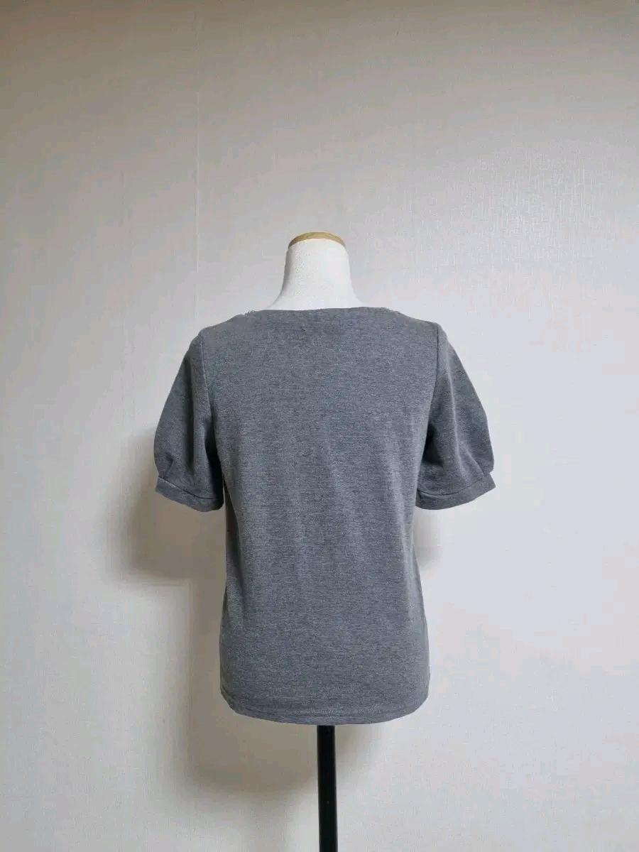 T55 그레이 큐빅넥 반팔 티셔츠 4