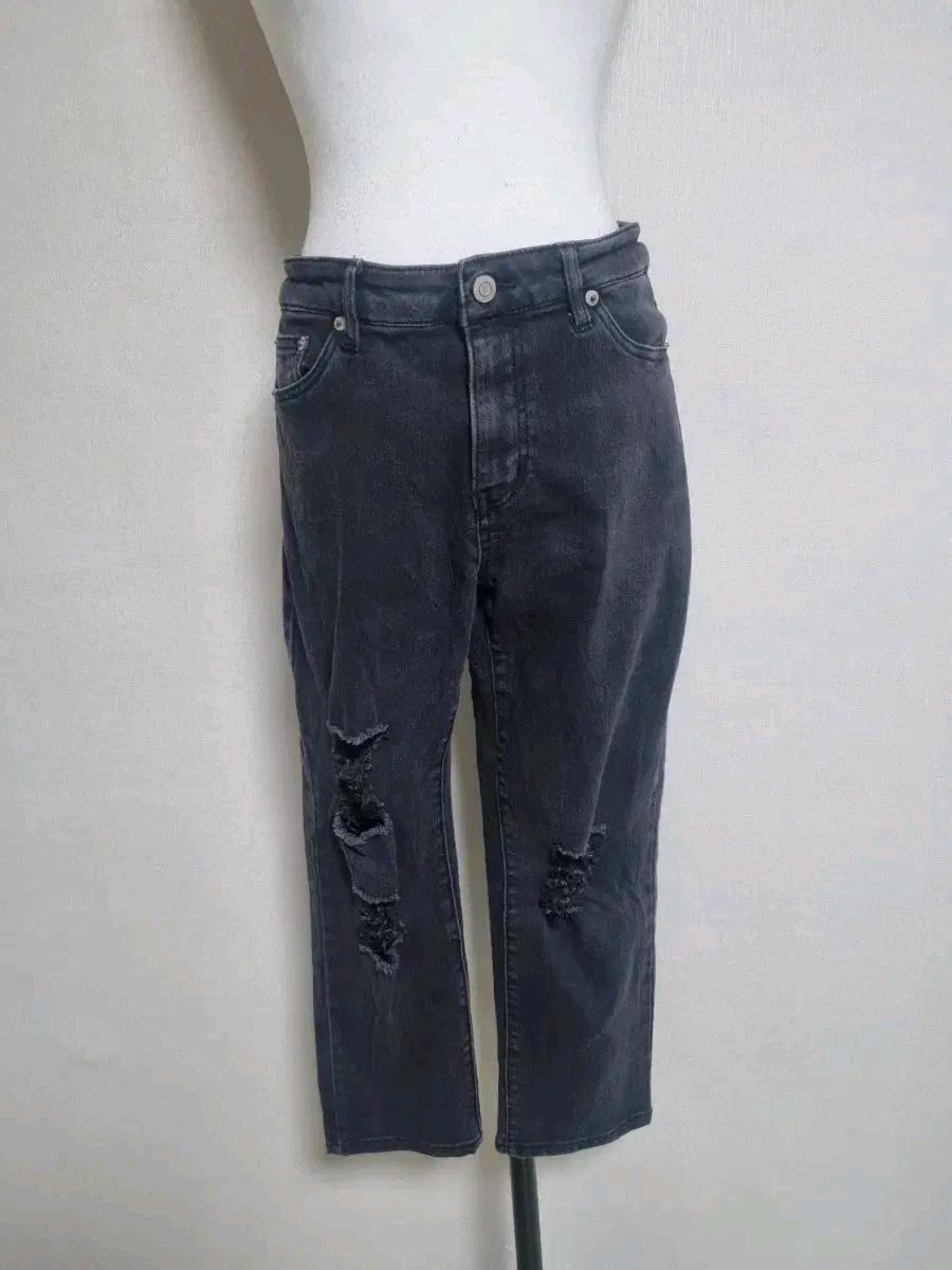 블랙 데님 찢어진 9부 멜빵바지 5