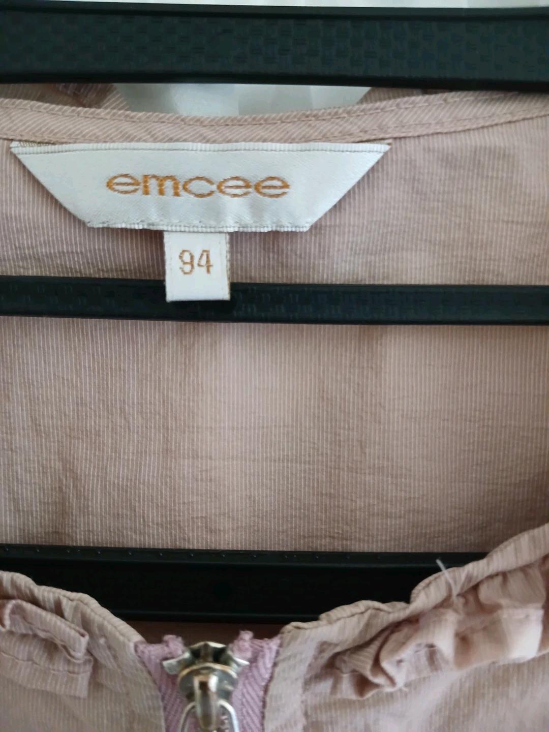 emcee 여성 바람막이 66 사이즈 6