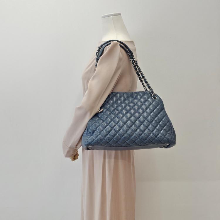 샤넬 마드모아젤 볼링백 (17) 5179 3