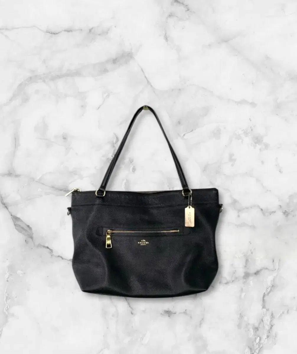 COACH 타일러 가죽 데일리 숄더백 2