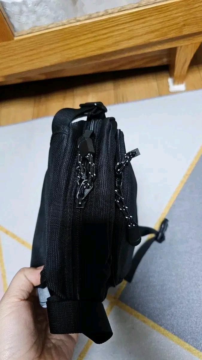 아이더 미니 크로스가방 9