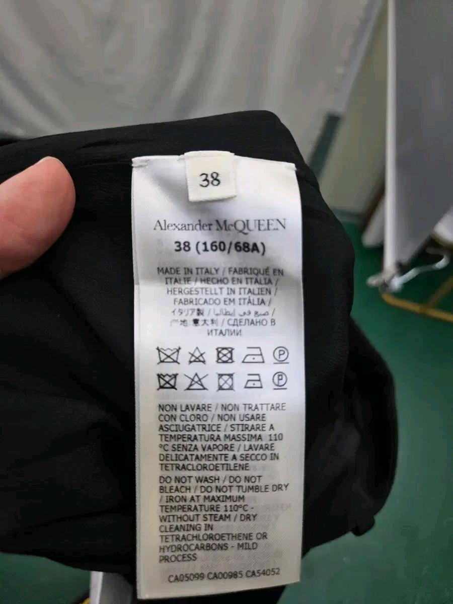 알렉산더 맥퀸 블랙 슬릿 스커트 7