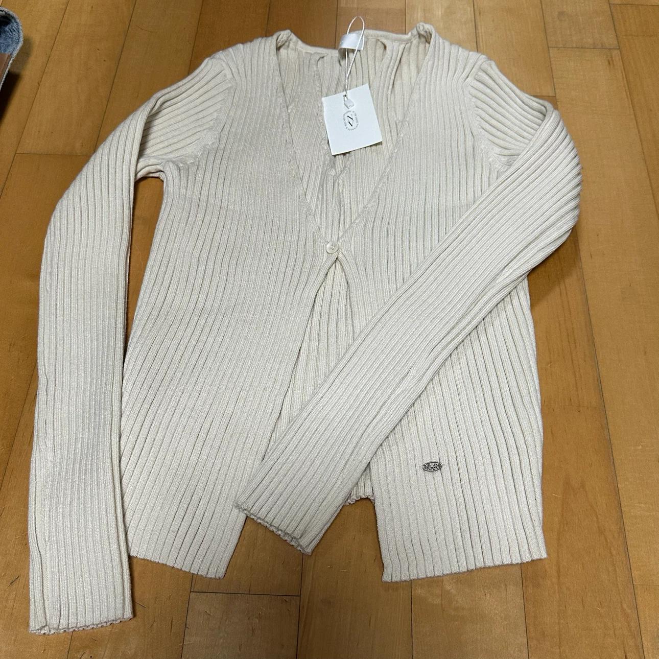 [새상품] 니브 Cut Out Ribbed One Button Cardigan 5