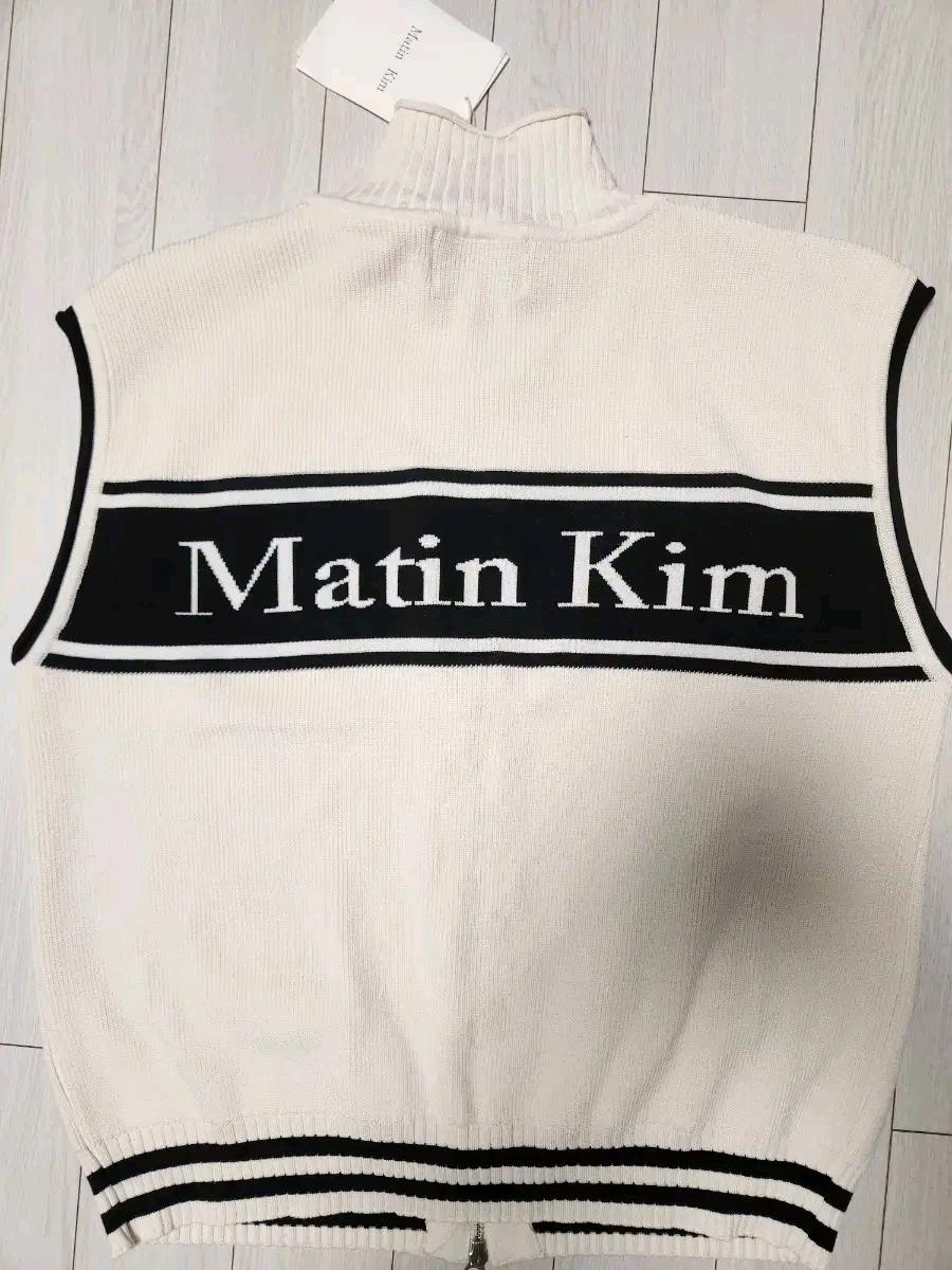 택 새상품) MATIN KIM SPELL 마뗑킴 스펠 포인트 스트라이프 5