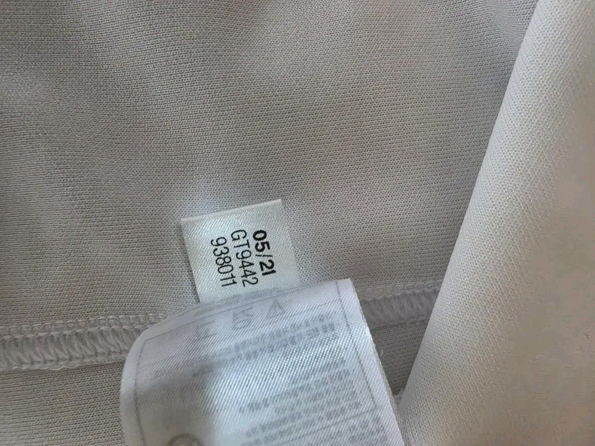 아디다스 스텔라맥카트니 옆트임 반팔티 여성 10