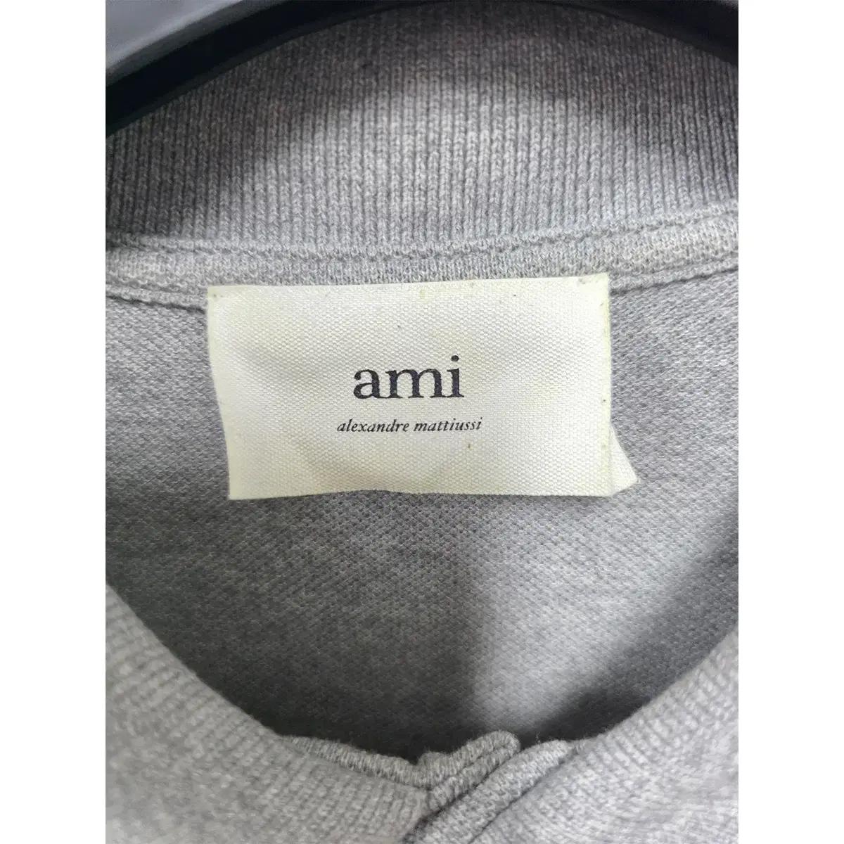 L 아미 AMI 그레이 카라 반팔 티 D815 3