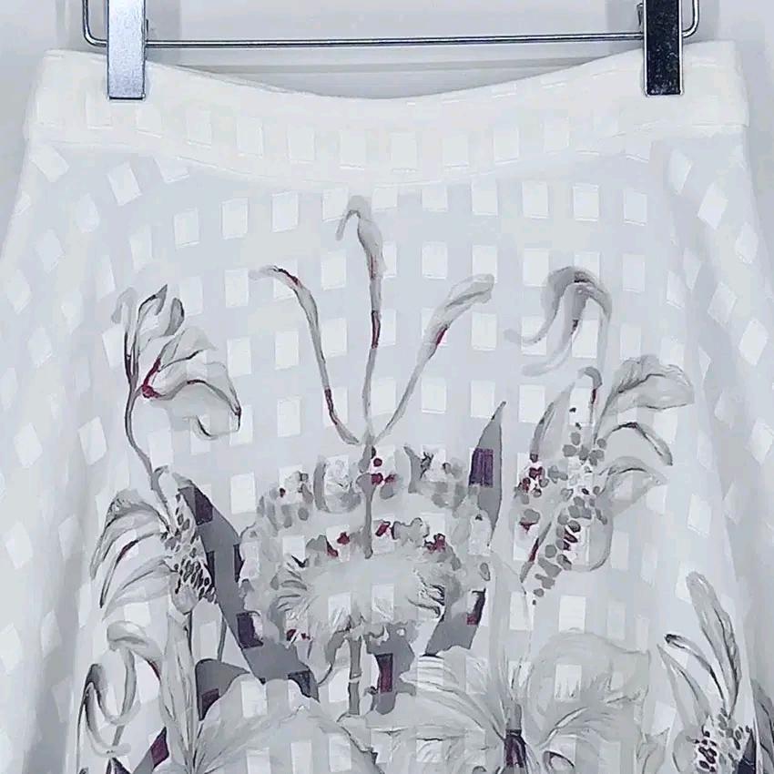 잇미샤 여성 오간자 프린팅 플레어스커트 화이트 (HU32289) 4